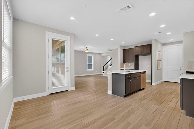 2605 Sam Bass RD 9, Round Rock, TX 78681