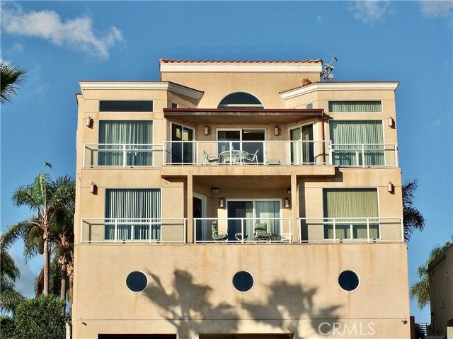 1700 Bluff Place 1, Long Beach, CA 90802