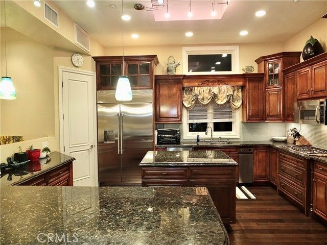 1700 Bluff Place 1, Long Beach, CA 90802