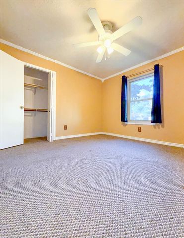 459 Village Creek Drive, Houston, TX 77598