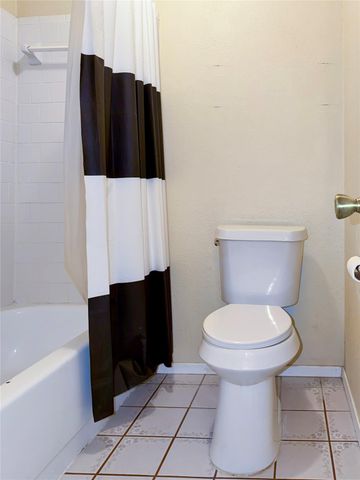 459 Village Creek Drive, Houston, TX 77598