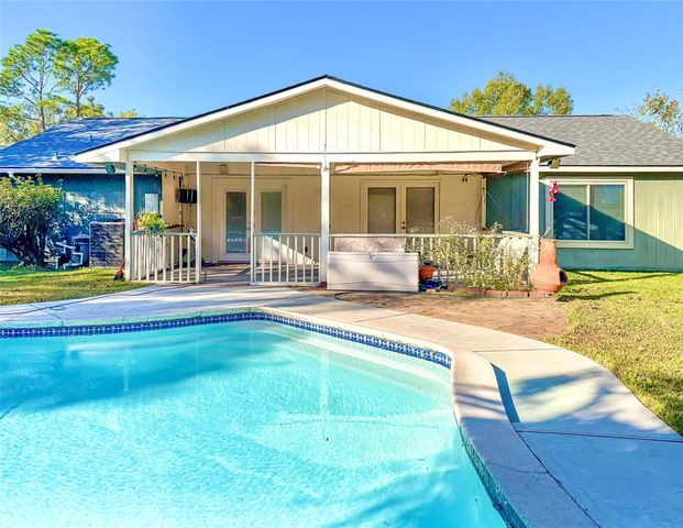 459 Village Creek Drive, Houston, TX 77598