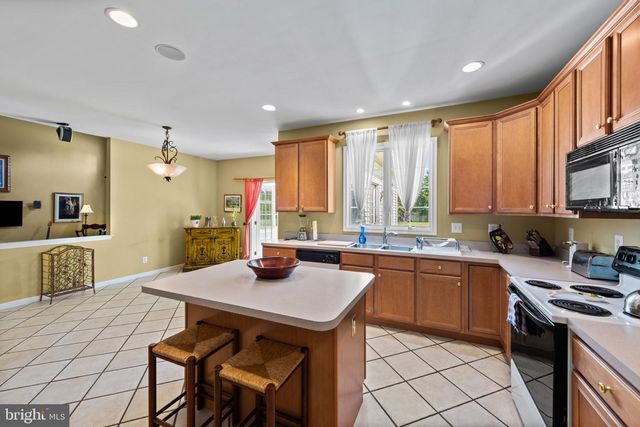 40 JOSEPH DR, Sewell, NJ 08080
