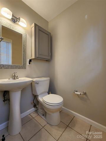 6618 Hartsell Place, Charlotte, NC 28215