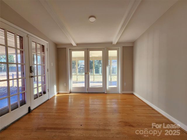 6618 Hartsell Place, Charlotte, NC 28215