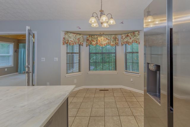 40 E Carolyn Circle, Ringgold, GA 30736