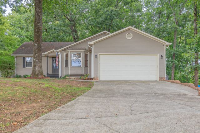 40 E Carolyn Circle, Ringgold, GA 30736