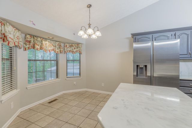 40 E Carolyn Circle, Ringgold, GA 30736