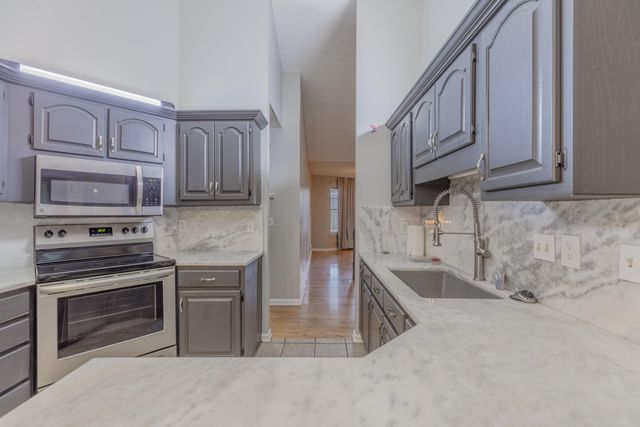 40 E Carolyn Circle, Ringgold, GA 30736