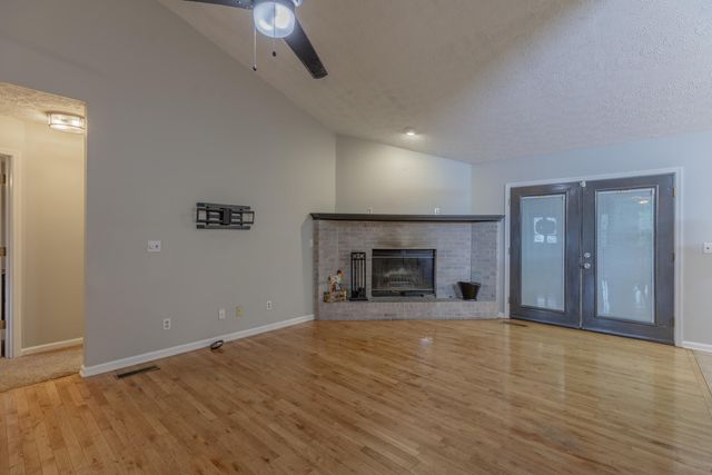 40 E Carolyn Circle, Ringgold, GA 30736