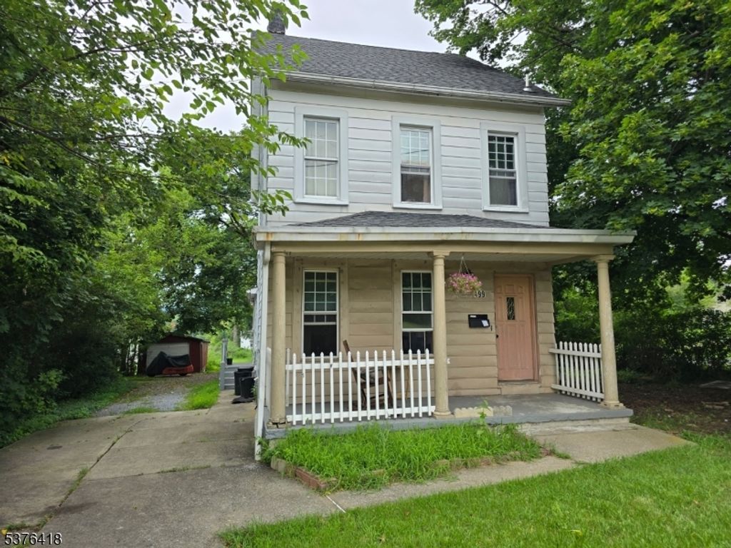 499 Center St, Phillipsburg Town, NJ 08865