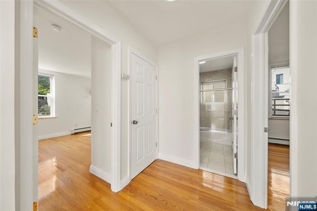 280 Undercliff Avenue, Edgewater, NJ 07020