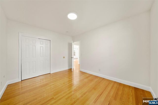 280 Undercliff Avenue, Edgewater, NJ 07020