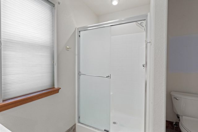 1946 NW Crown Street, Grants Pass, OR 97526