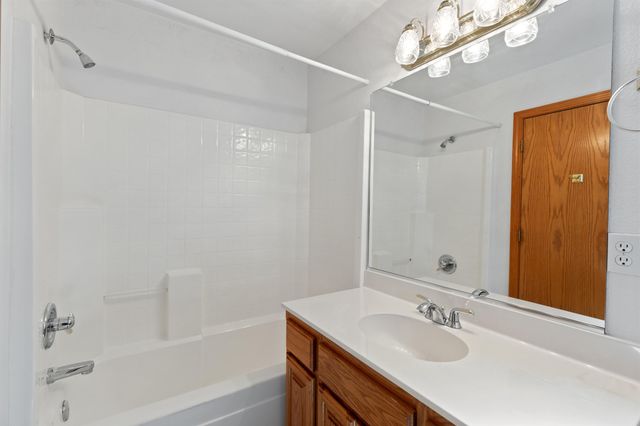1946 NW Crown Street, Grants Pass, OR 97526