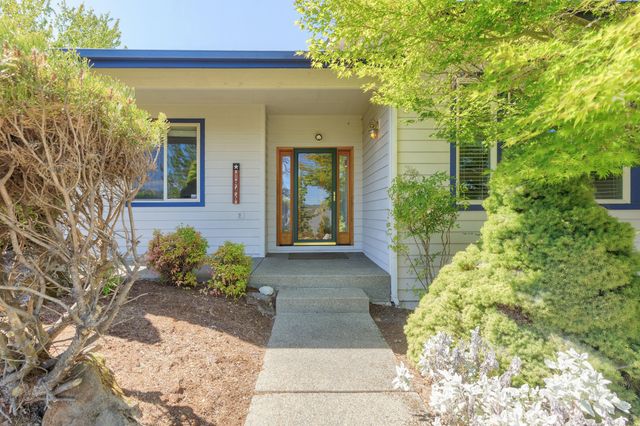 1946 NW Crown Street, Grants Pass, OR 97526