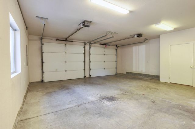 1946 NW Crown Street, Grants Pass, OR 97526