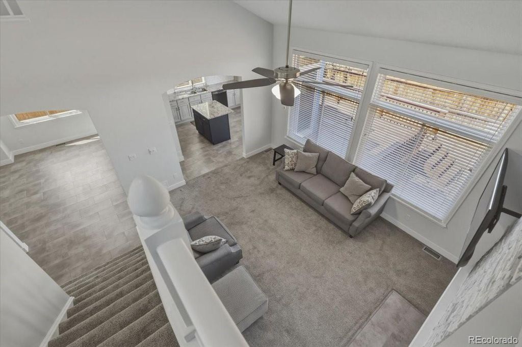 Image 6 of property listing at 19333 E Prentice Place, Centennial, CO 80015