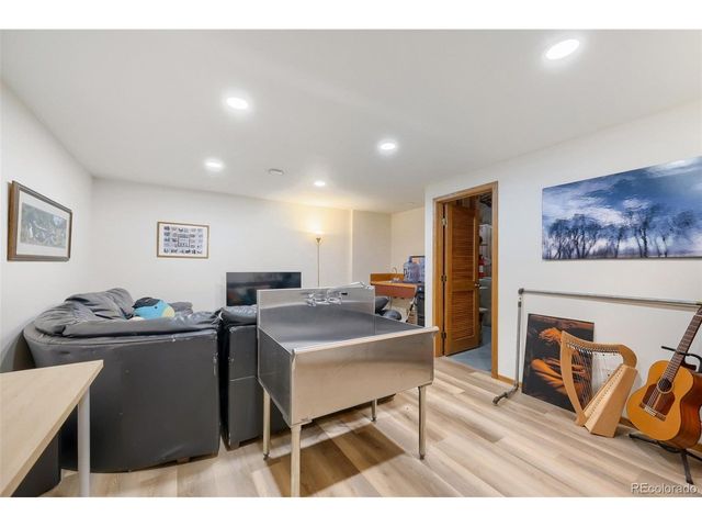501 Manhattan Dr 103, Boulder, CO 80303