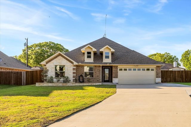 2808 Rodeo Drive, Quinlan, TX 75474