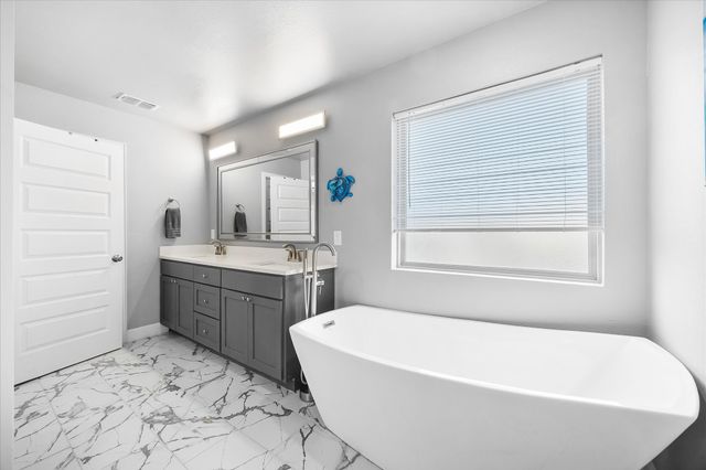 2808 Rodeo Drive, Quinlan, TX 75474