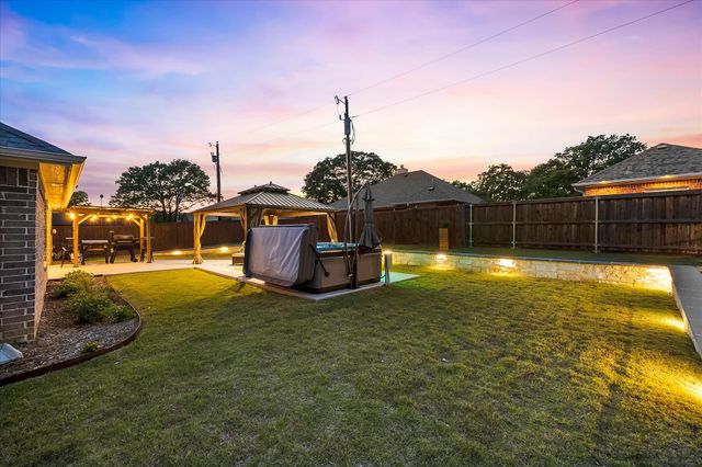 2808 Rodeo Drive, Quinlan, TX 75474