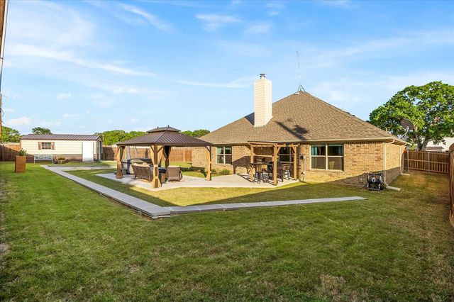 2808 Rodeo Drive, Quinlan, TX 75474