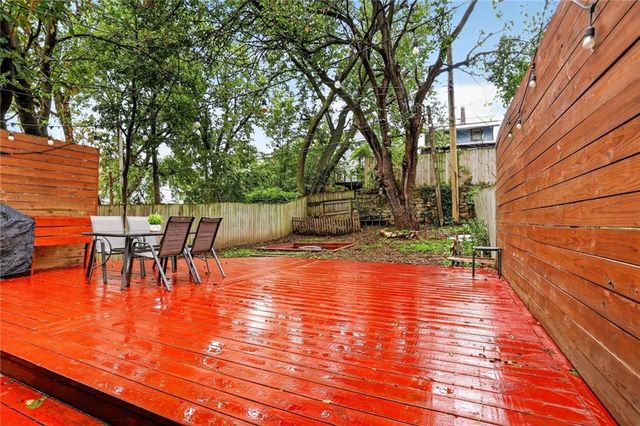 140 Kensington Avenue, Kansas City, MO 64123