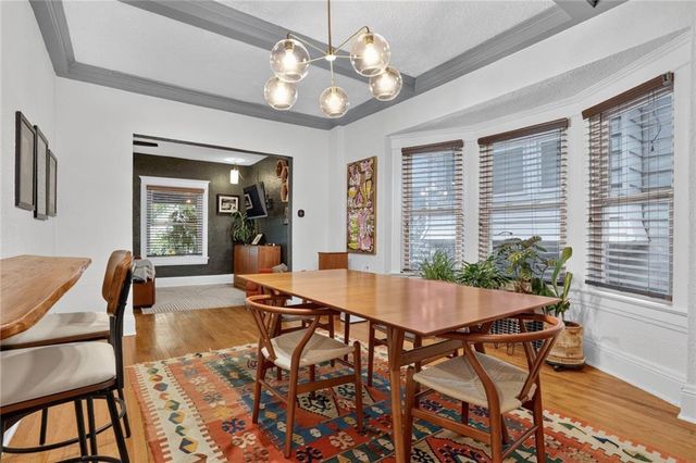140 Kensington Avenue, Kansas City, MO 64123