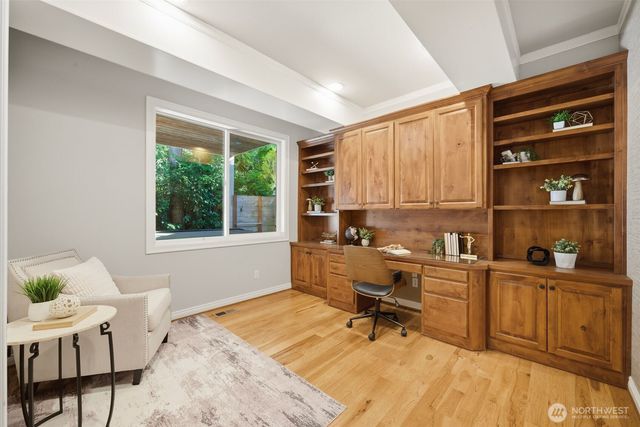 3808 212th Avenue SE, Sammamish, WA 98075