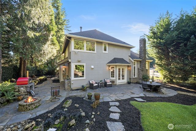 3808 212th Avenue SE, Sammamish, WA 98075