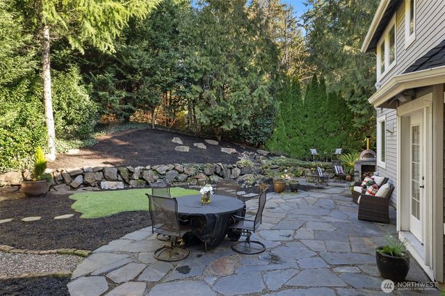 3808 212th Avenue SE, Sammamish, WA 98075