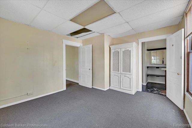16 S North Shore Drive, Lake Orion Village, MI 48362