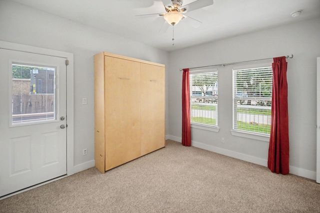 1744 W 25th Street, Houston, TX 77008
