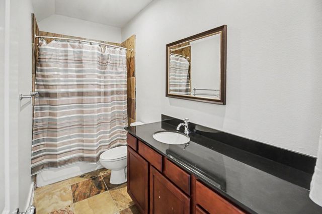 1744 W 25th Street, Houston, TX 77008