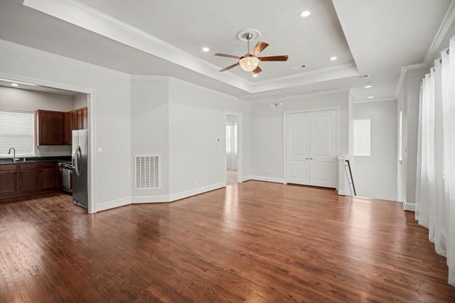1744 W 25th Street, Houston, TX 77008