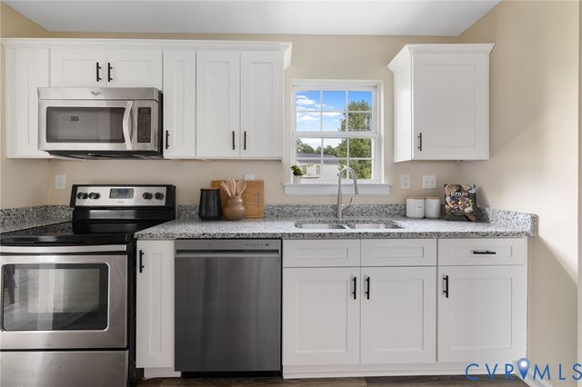 3206 Ransom Hills Rd, Chesterfield, VA 23237