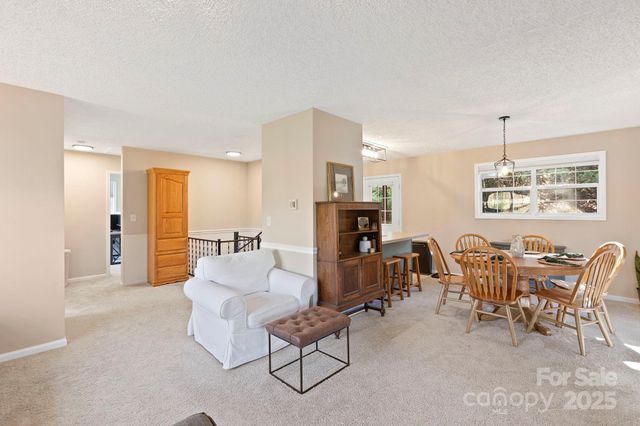 124 Flat Creek Drive, Lake Toxaway, NC 28747