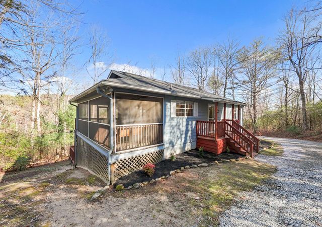 124 Flat Creek Drive, Lake Toxaway, NC 28747