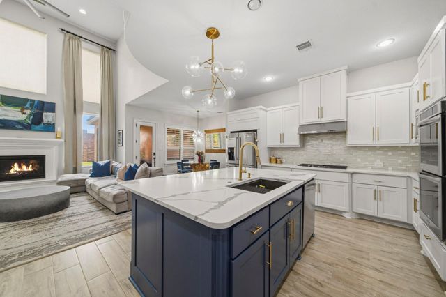 9606 Stonecross Bend Drive, Houston, TX 77070