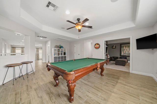9606 Stonecross Bend Drive, Houston, TX 77070