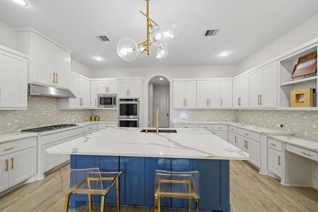 9606 Stonecross Bend Drive, Houston, TX 77070
