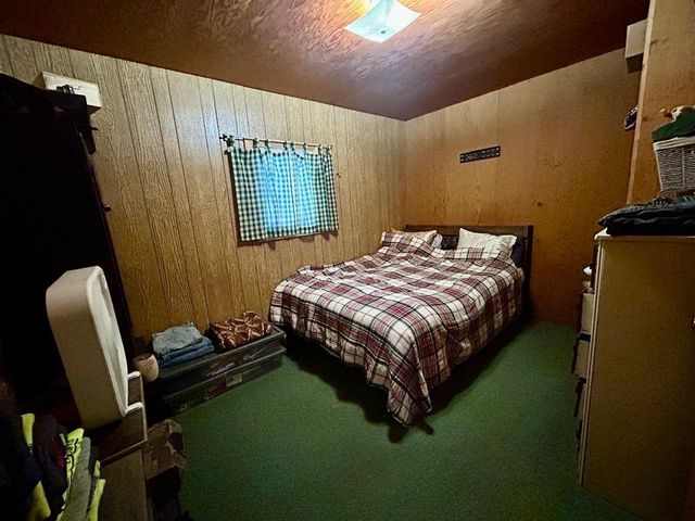 5810 Weiss Street, Gladwin, MI 48624