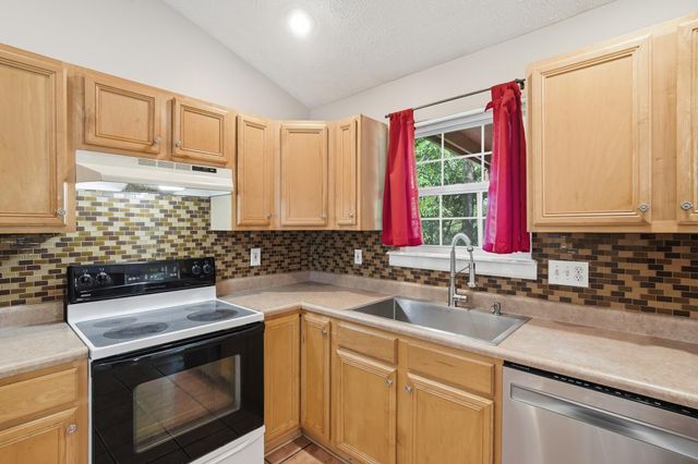 2016 Gribble Drive, Covington, KY 41017