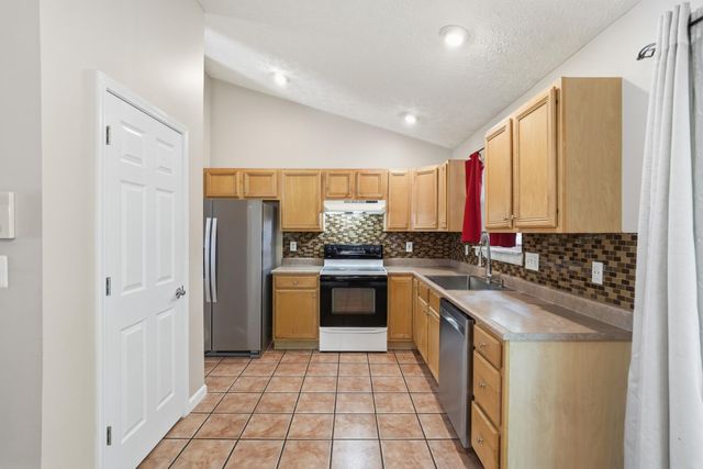 2016 Gribble Drive, Covington, KY 41017