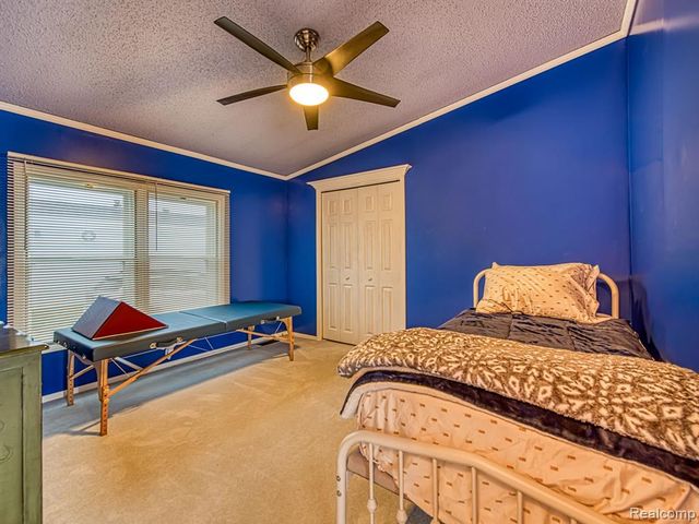 29403 Wedgewood, Flat Rock, MI 48134