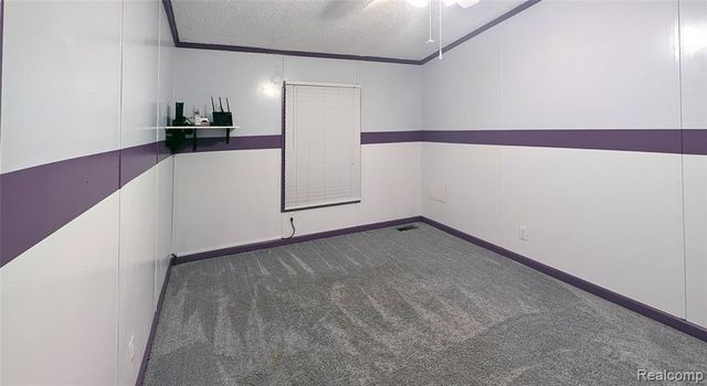 29403 Wedgewood, Flat Rock, MI 48134