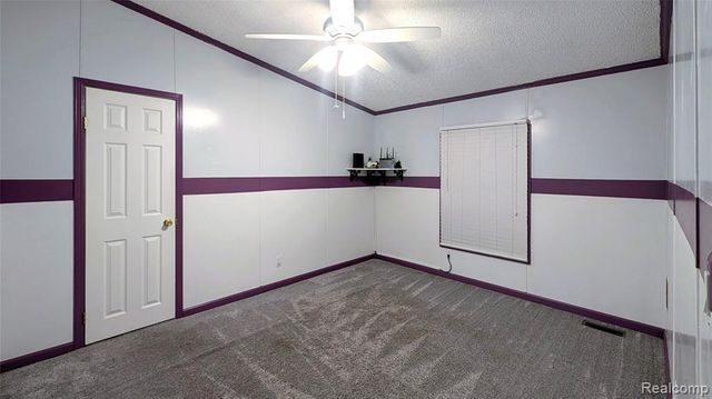 29403 Wedgewood, Flat Rock, MI 48134