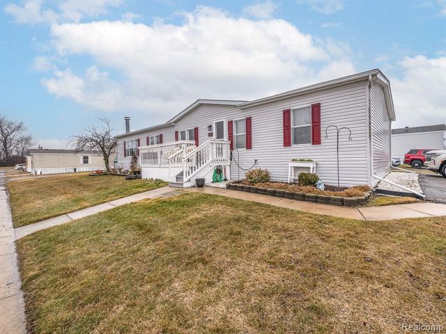 29403 Wedgewood, Flat Rock, MI 48134