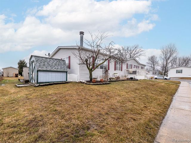 29403 Wedgewood, Flat Rock, MI 48134